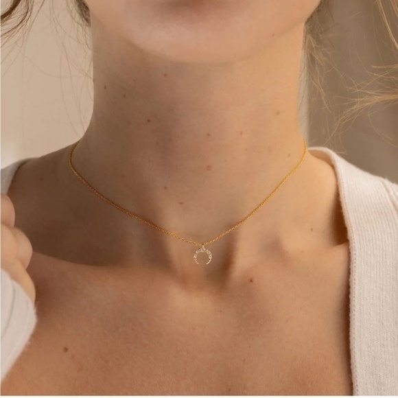 GOLD 18k Gold Plated Cubic Zirconia Pendant Necklace - Picture 3 of 3